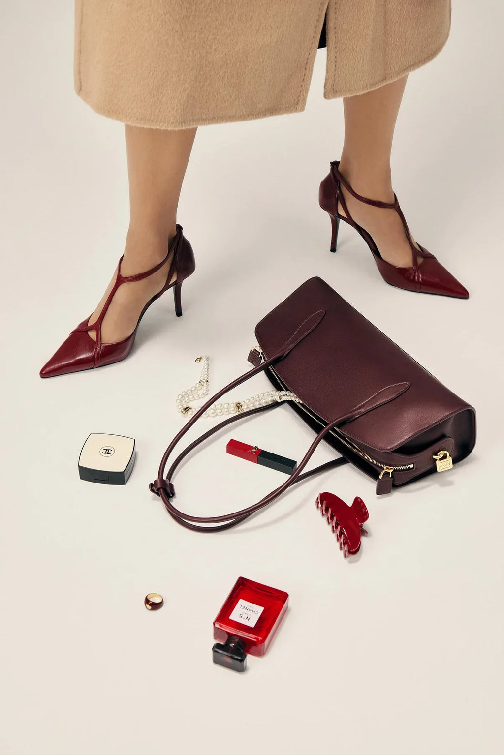 Gabrielle East-West Shoulder Bag - Chocolate