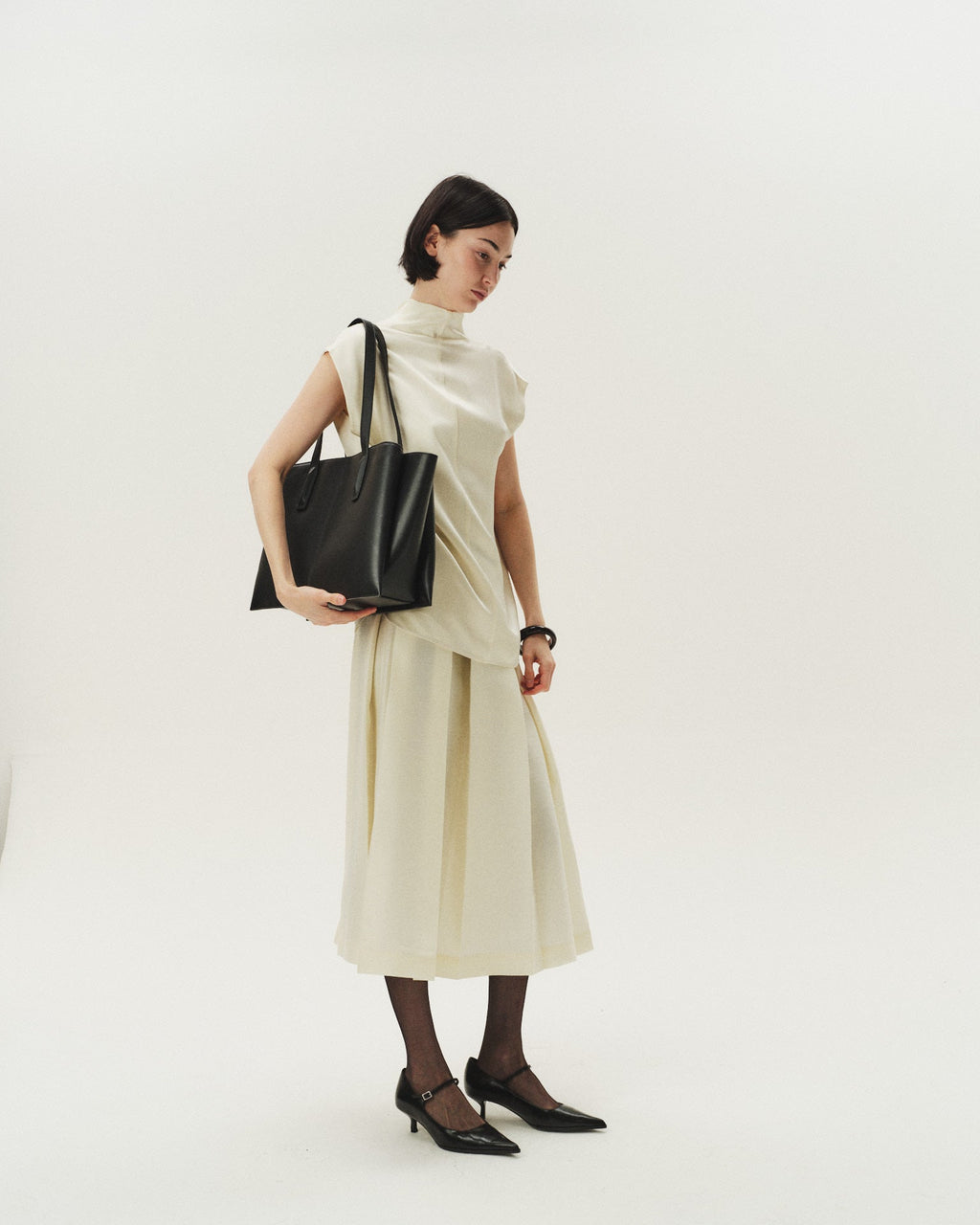 The Essential Tote - Latte